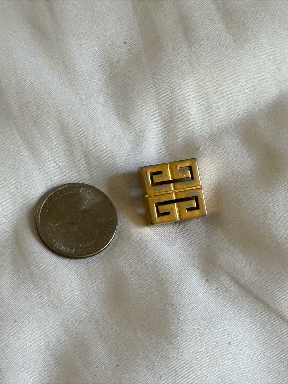 Givenchy Vintage Gold Square Logo Clip-On Earrings - Picture 3 of 3